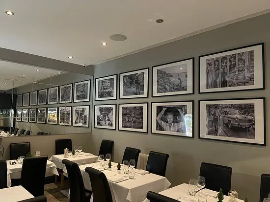 The dining room at Bombaylicious