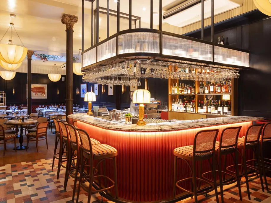 The elegant bar at Le Petit Beefbar in Chelsea